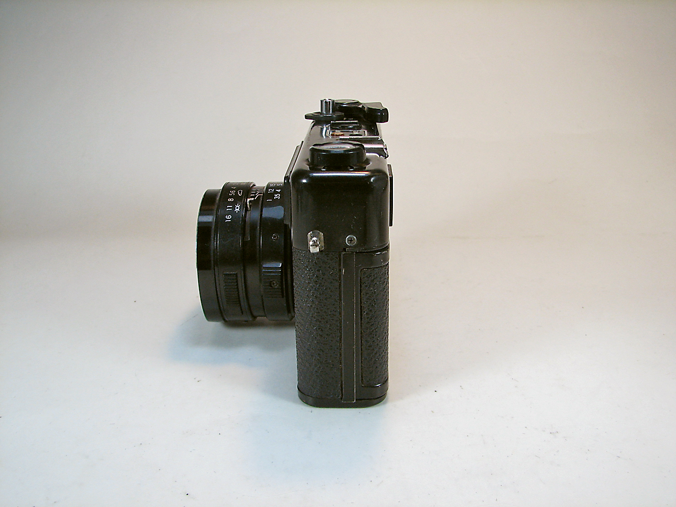 دوربین کلکسیونی YASHICA MG-1 رنگ مشکی