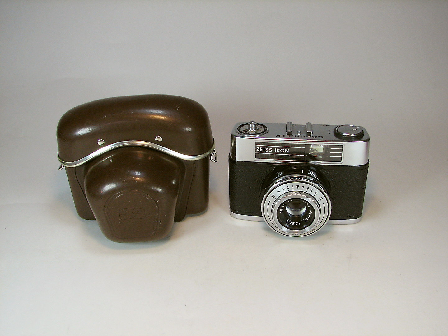 دوربین کلکسیونی Zeiss Ikon Contina LK