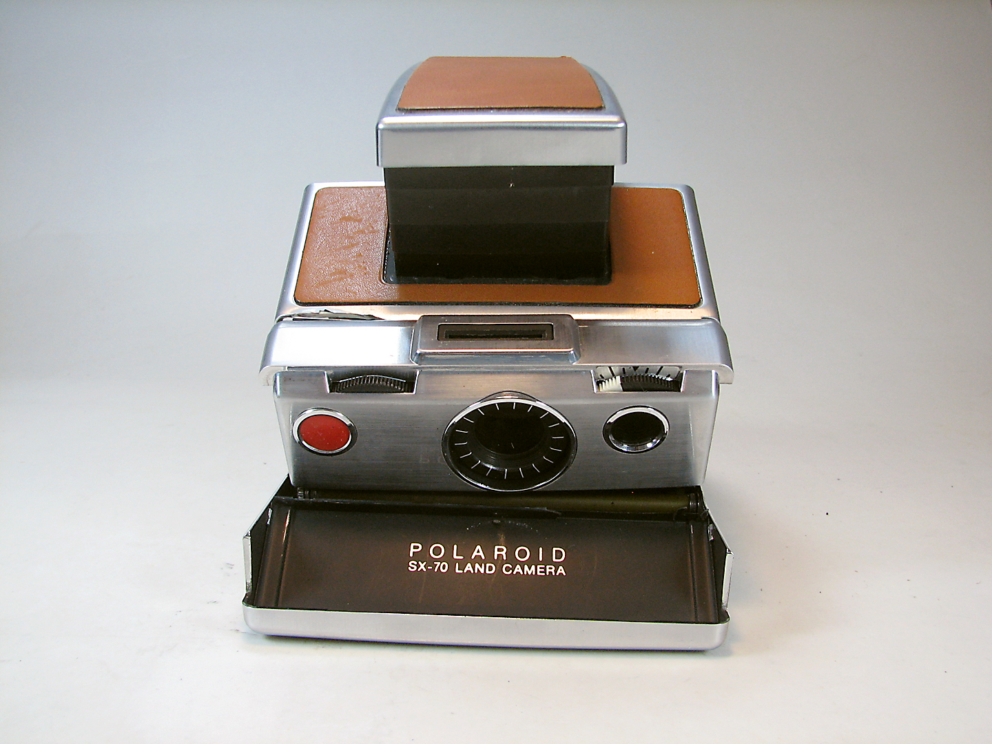 دوربین کلکسیونی چاپ فوری POLAROID SX-70