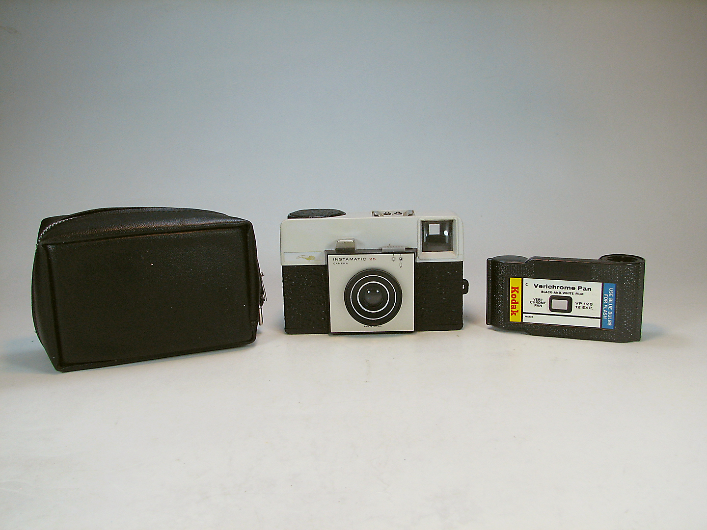 دوربین کلکسیونی کداک Kodak Instamatic 25