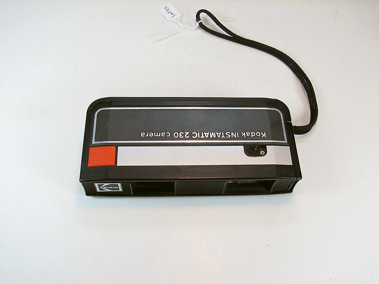دوربین کلکسیونی KODAK INSTAMATIC 230