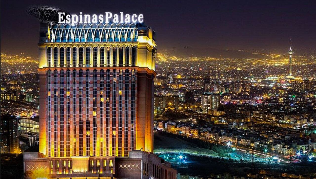ساختمان هتل اسپیناس پالاس